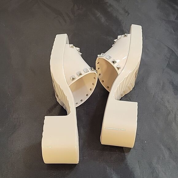 BRAND NEW FOREVER HANI STUDDED EMBELLISHMENTS JELLY BLOCK HEEL OPEN TOE SANDAL - Picture 12 of 13